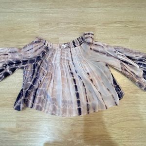 Off the shoulder flowy tie die blouse